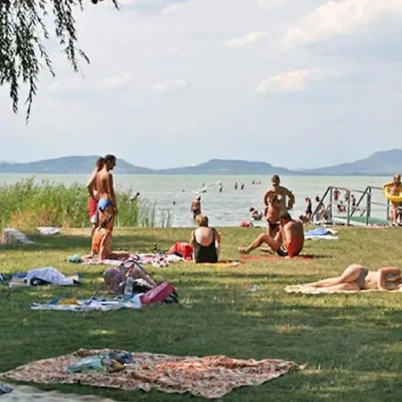 In 18409 Balatonfenyves